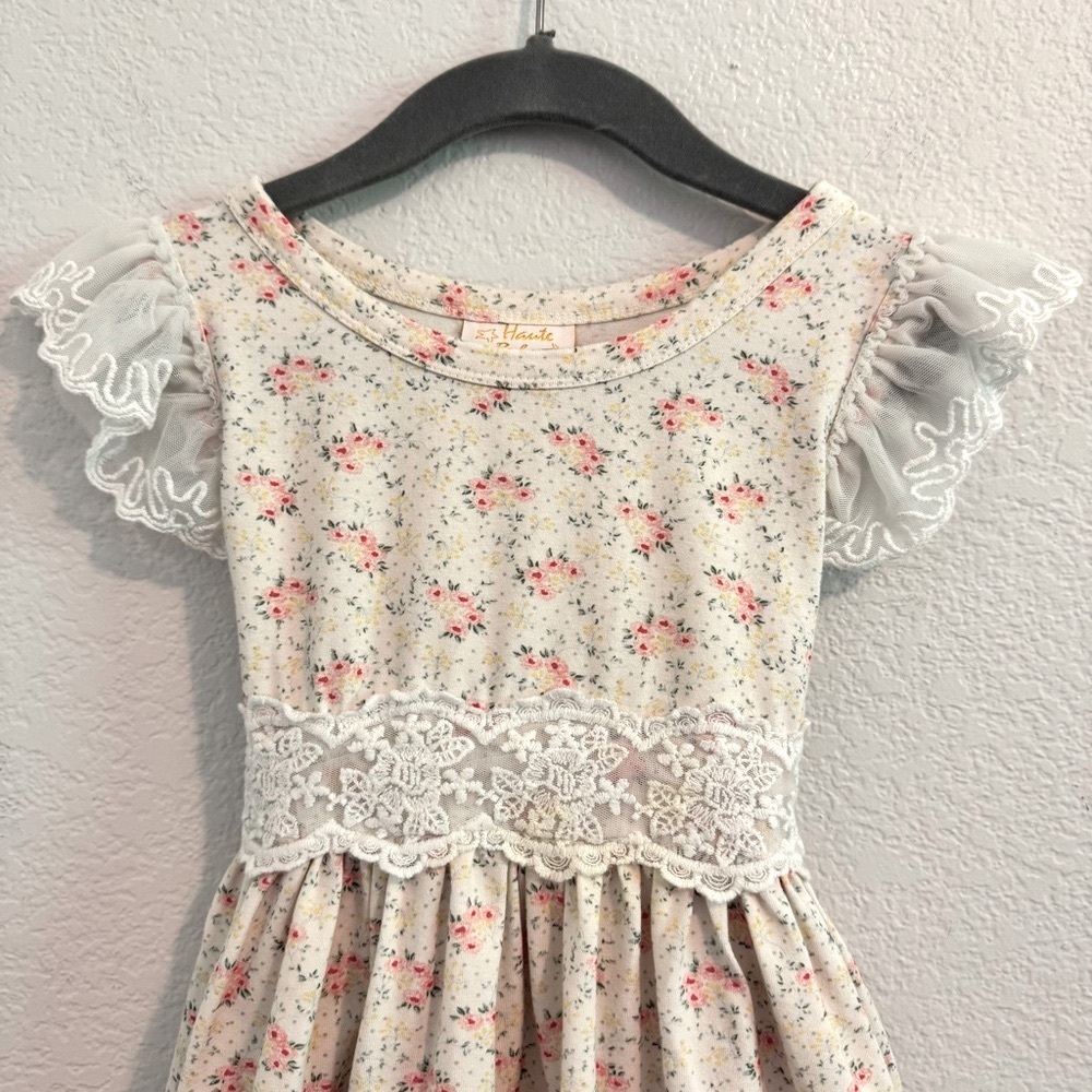 Haute Baby Pink & Cream with Lace Details Sundress with Flutter Sleeves. Size 6Y - Picture 2 of 14